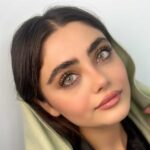 لنز طوسی سبز عسلی بدون دور  آیس کالر دیاموند ونوس - تصویر 4