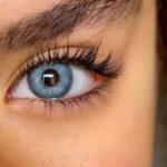 لنز آبی روشن دوردار آماندا آئورا بلو