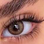 لنز قهوه‌ای عسلی آماندا آلموند براون