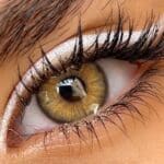 لنز عسلی سبز دور مشکی آماندا کارامل