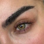 لنز عسلی سبز دور مشکی آماندا کارامل - تصویر 3