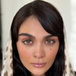 لنز عسلی قهوه‌ای دور‌محو دسیو کارامل براون